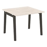 Стол переговорный (1 столешница), опоры - массив дерева ONIX WOOD